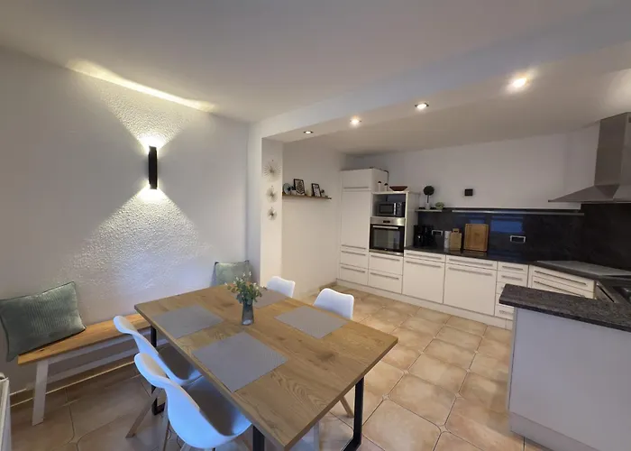 Vakantiehuis Am Schillerplatz Eisenach